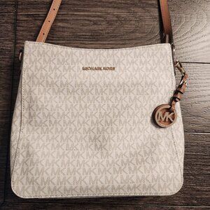 Michael Kors Crossbody Bag